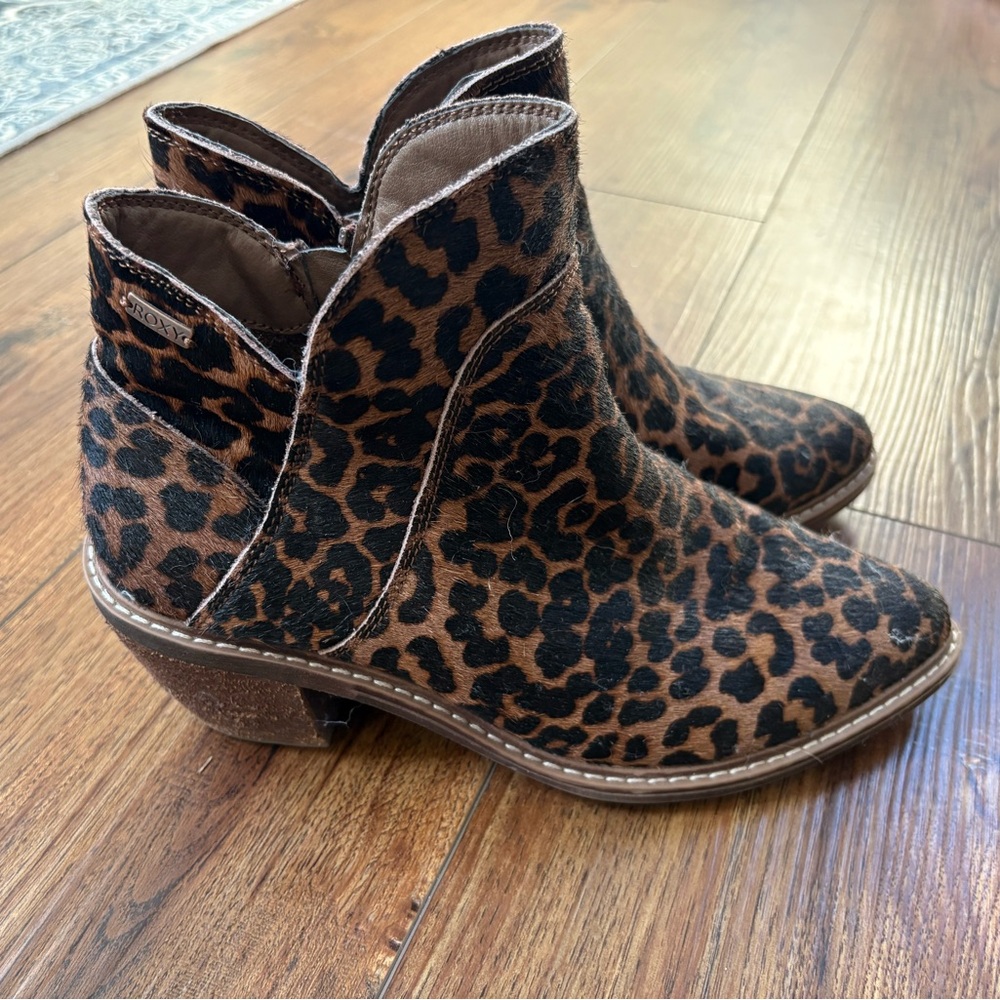 ROXY Leopard Print Ankle Boots